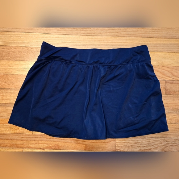 Kim Roger's Swim Skort - Picture 5 of 5